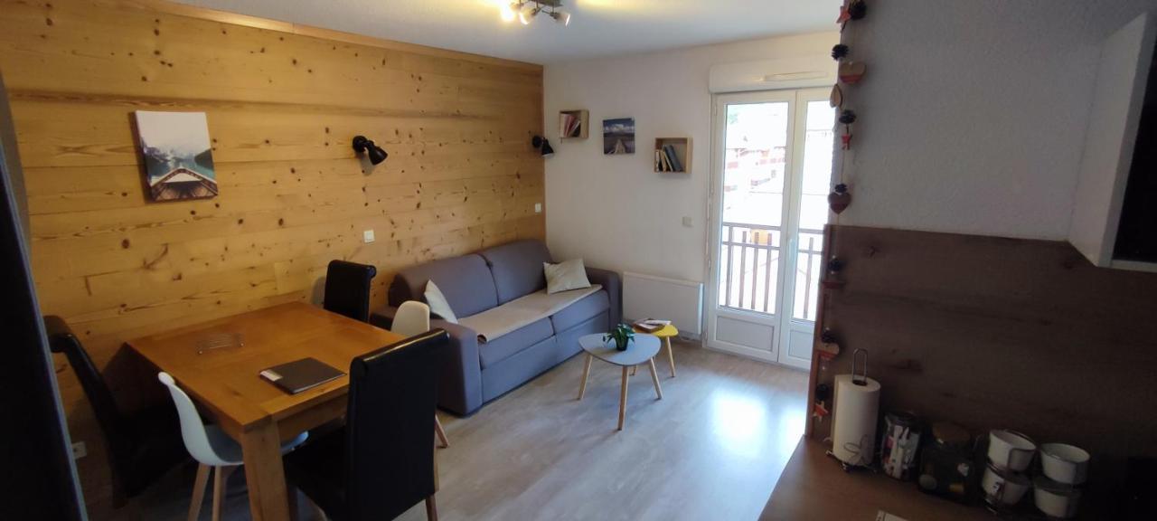 Joli T2 + Coin Montagne + Garage Apartment Briancon  Exterior photo